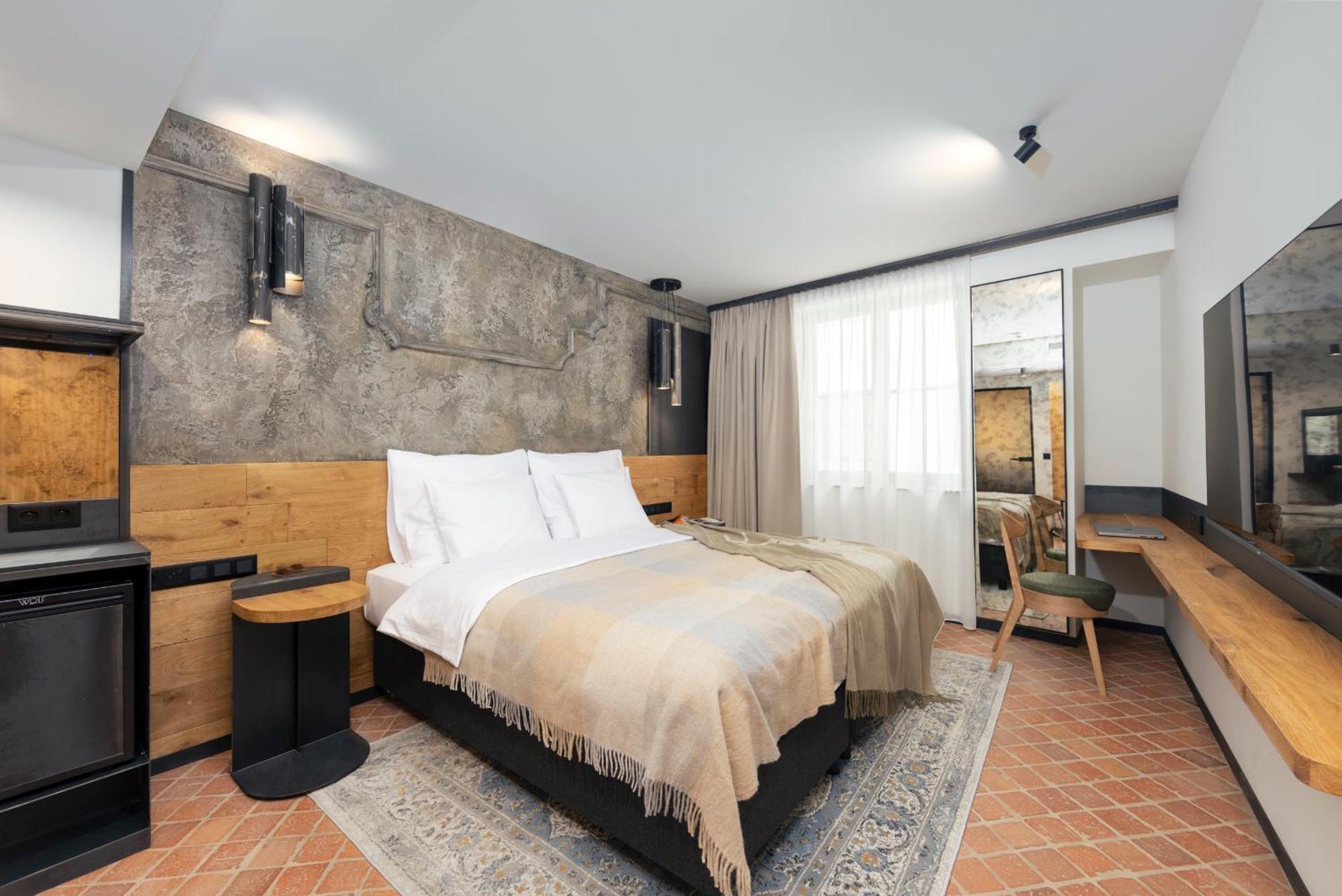 Nomadic Urban Premium Suites Краков Экстерьер фото